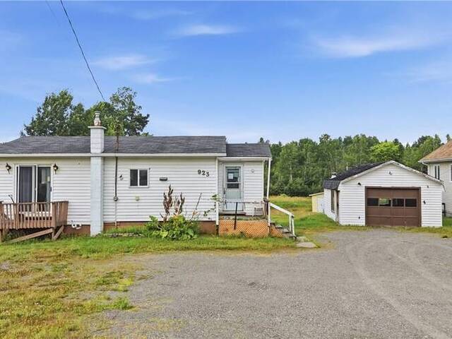 923 HIGHWAY 17 E Greater Sudbury Ontario, P0M 1H0 - 2 Bedrooms Home For Sale