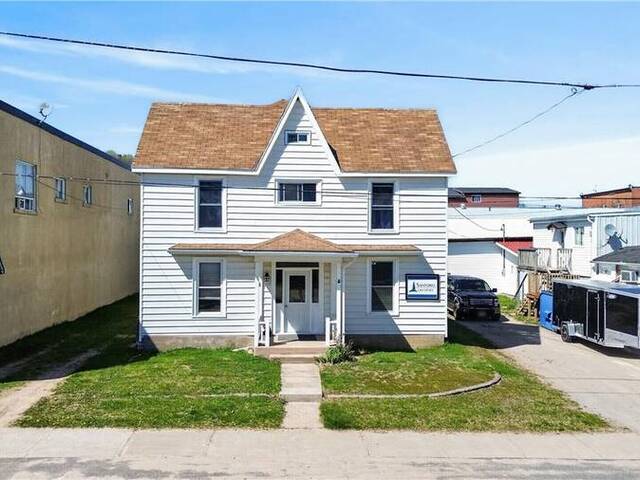4 Eleanor Street Manitoulin Island Ontario, P0P 1H0 - 3 Bedrooms Home For Sale