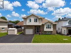 214 Ravina Ave Greater Sudbury Ontario, P3L 1A7