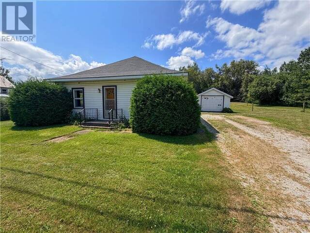 11 Perivale Road E Manitoulin Island Ontario, P0P 2B0 - 2 Bedrooms Home For Sale