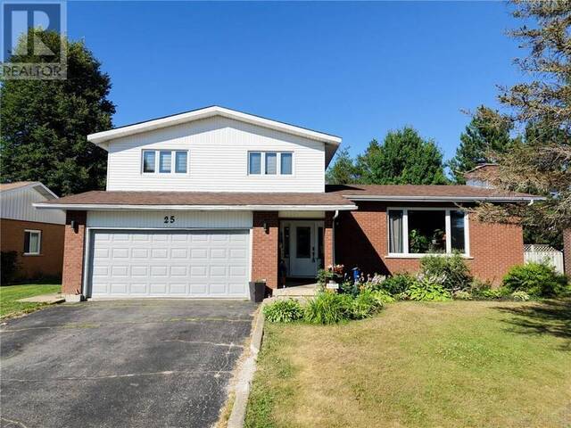 25 Goodman Avenue Espanola Ontario, P5E 1A5 - 5 Bedrooms Home For Sale