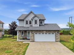 32 North Field Crescent Greater Sudbury Ontario, P3B 0C2
