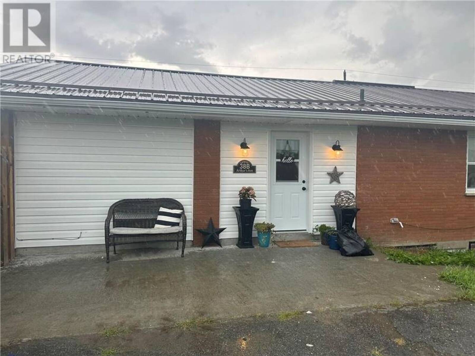 38 B ARTHUR Avenue, Markstay-Warren, Ontario P0H 2N0