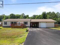 124 YOCOM Drive Espanola Ontario, P5E 1N3