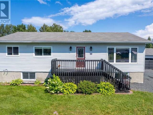 3026 Elm Street Val Caron Ontario, P3N 1R8 - 6 Bedrooms Home For Sale