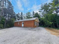 135 Lakeshore Road Manitoulin Island Ontario, P0P 1S0