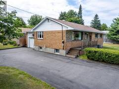 1493 Lansing Avenue Greater Sudbury Ontario, P3A 4E1