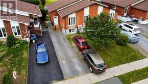 176 Autumnwood Crescent | Greater Sudbury Ontario | Slide Image Two