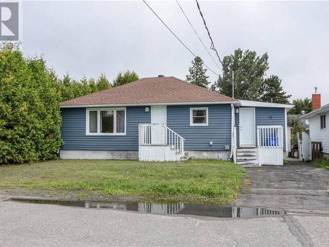 12 Oakwood Avenue Greater Sudbury Ontario, P0M 1H0 - 4 Bedrooms Home For Sale