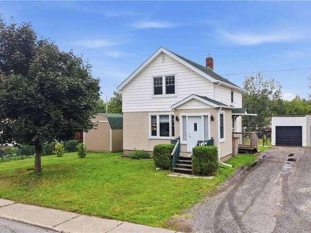 8 McNevin Street Greater Sudbury Ontario, P0M 1N0 - 2 Bedrooms Home For Sale