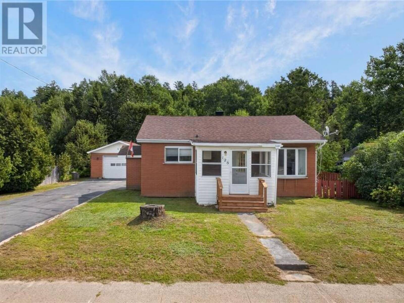 128 First Avenue, Greater Sudbury, Ontario P0M 2C0