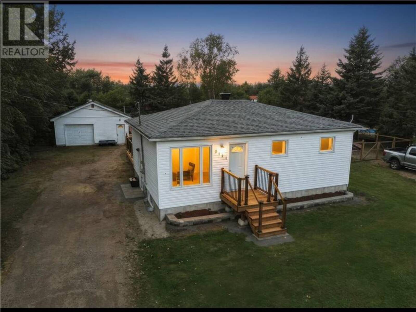 3141 Maple Street, Val Caron, Ontario P3N 1E9