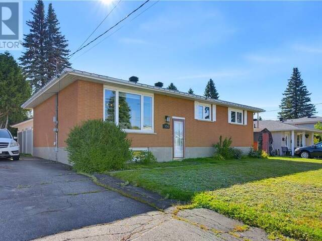 104 Newton Crescent Greater Sudbury Ontario, P3L 1K4 - 3 Bedrooms Home For Sale
