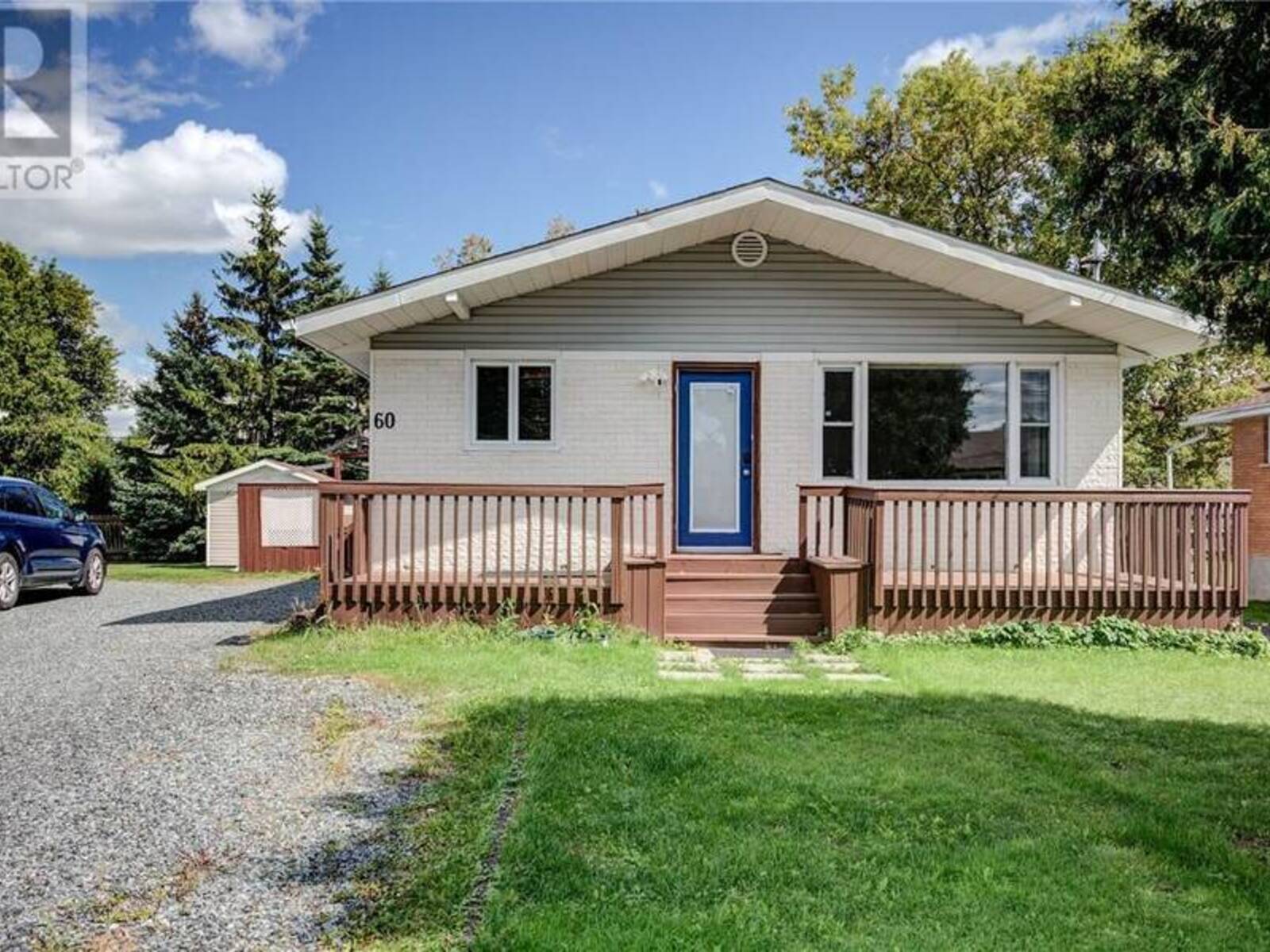 60 Charlotte, Chelmsford, Ontario P0M 1L0