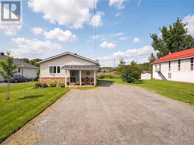 94 Hill Street Greater Sudbury Ontario, P0M 3C0 - 3 Bedrooms Waterfront Home For sale
