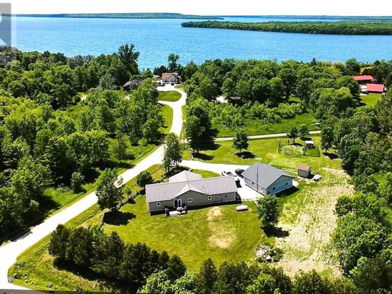 14 Maplewood Trail, Manitoulin Island, Ontario P0P 1J0