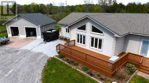 14 Maplewood Trail | Manitoulin Island Ontario | Slide Image Four