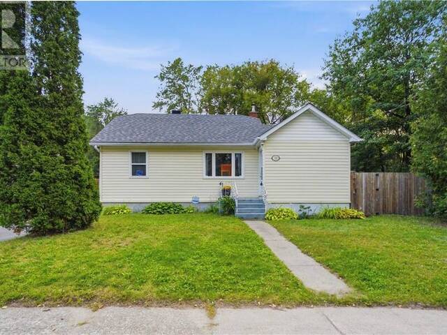33 Alder Street Greater Sudbury Ontario, P3C 4J9 - 2 Bedrooms Home For Sale