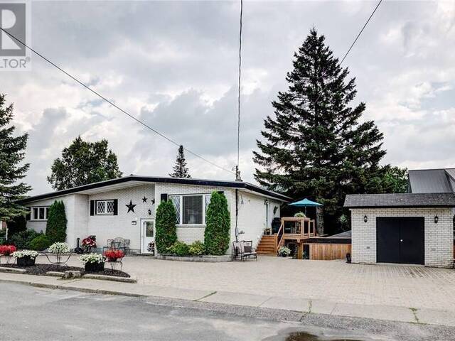 35 CEDAR Street Greater Sudbury Ontario, P0M 2C0 - 4 Bedrooms Home For Sale