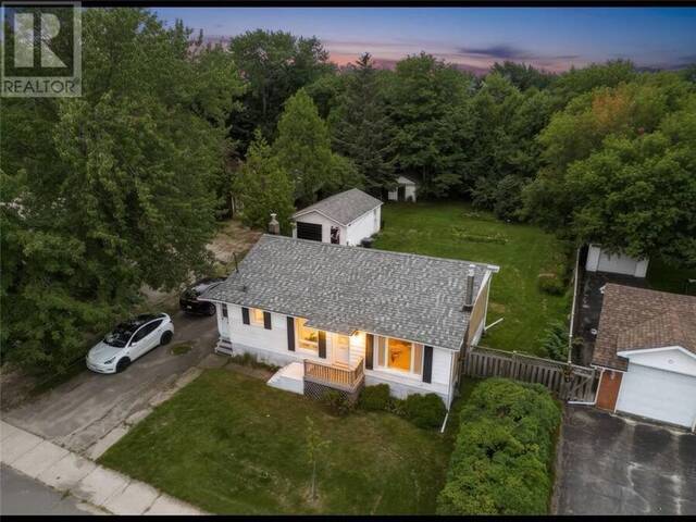 1321 Barrydowne Road Greater Sudbury Ontario, P3A 3V9 - 2 Bedrooms Home For Sale