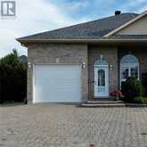 32 Timber Ridge Court | Greater Sudbury Ontario | Slide Image Two