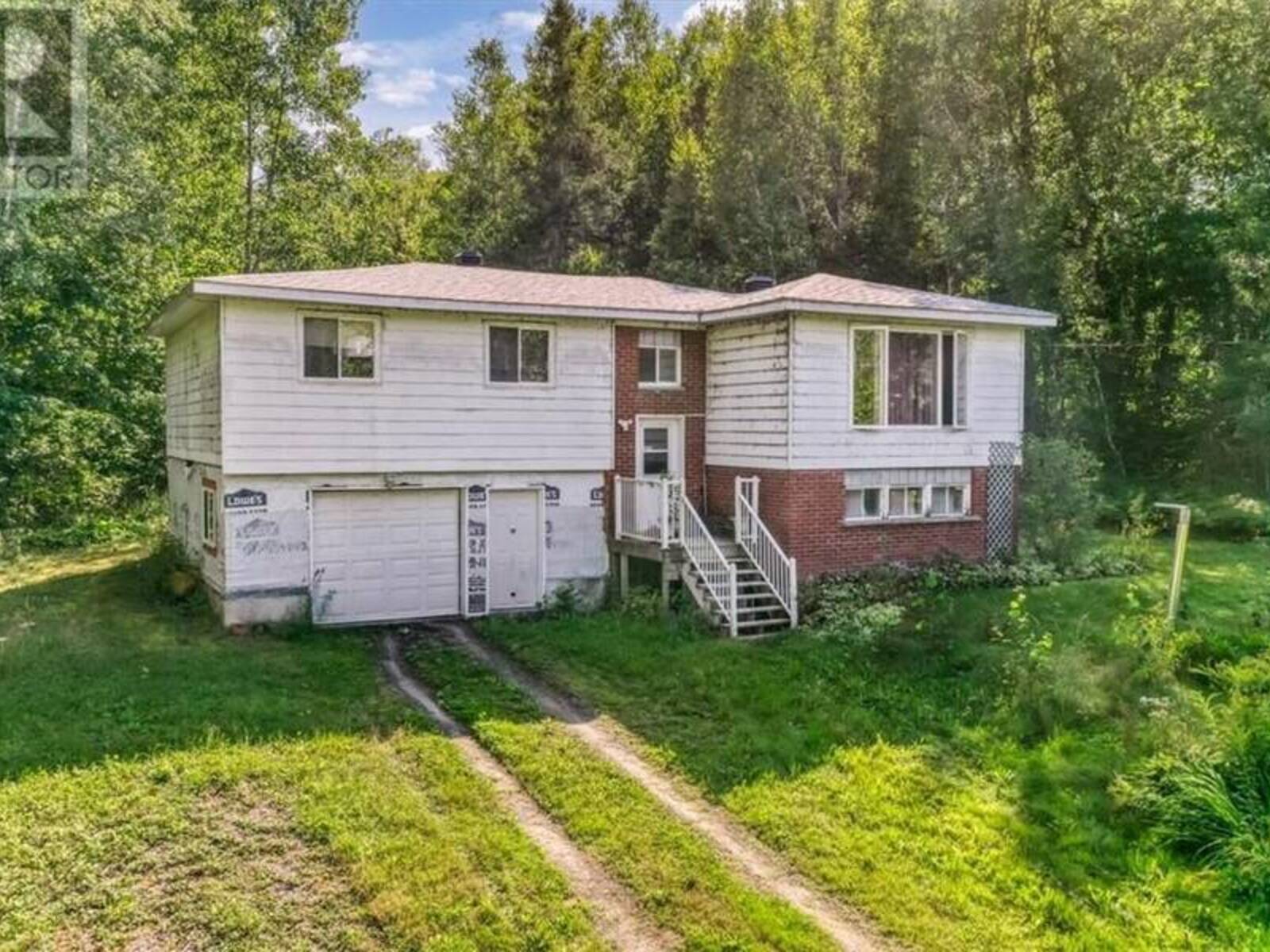 1771 Nepewassi Lake, Greater Sudbury, Ontario P3E 4N1