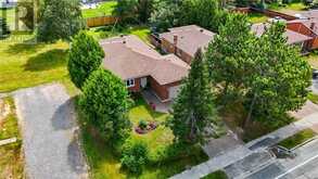 39 Countryside Drive | Greater Sudbury Ontario | Slide Image Thirty