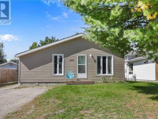 439 Mageau West Nipissing Ontario, P2B 3G5 - 3 Bedrooms Home For Sale