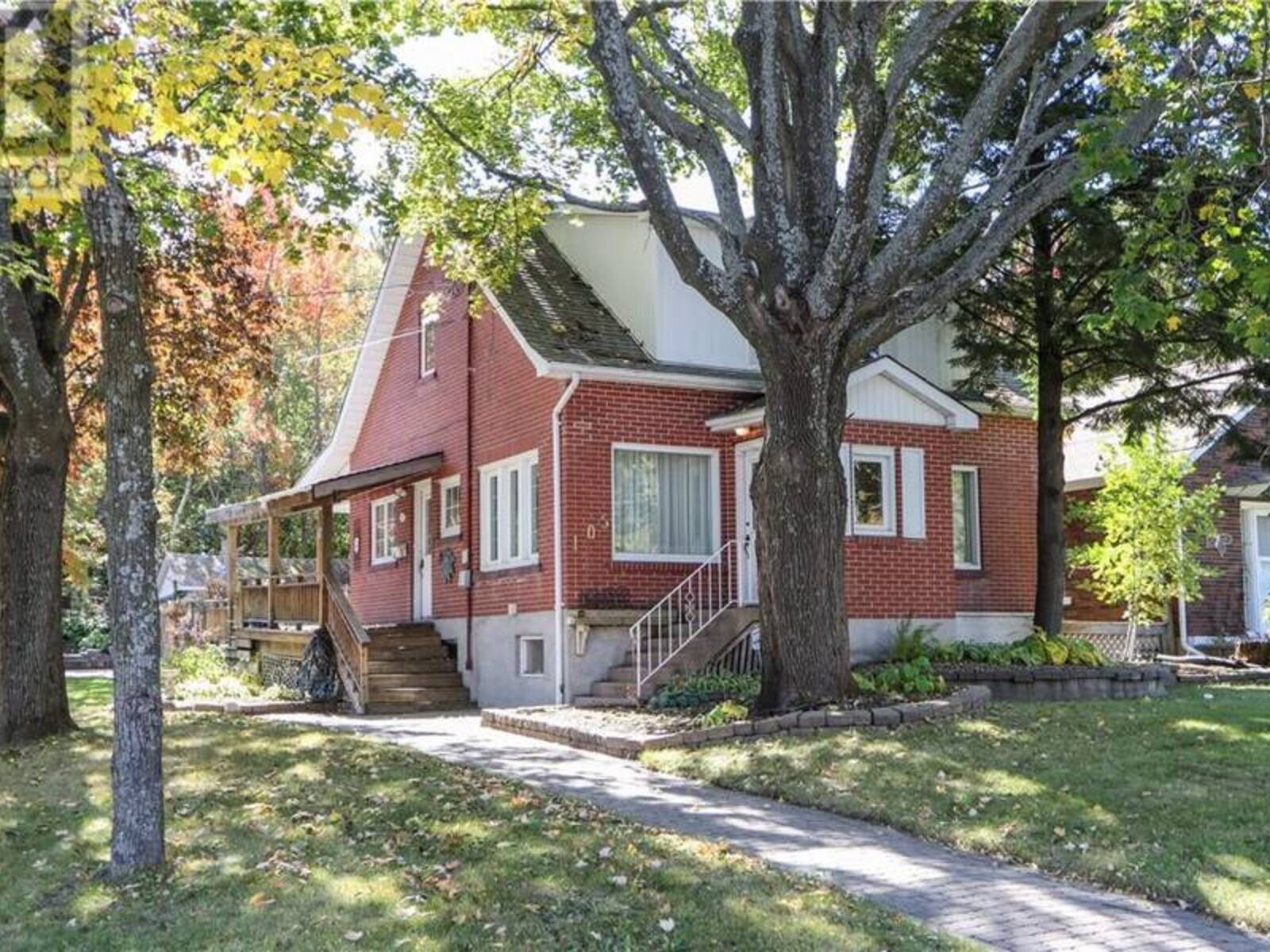 105 Wembley Drive, Greater Sudbury, Ontario P3E 1M9