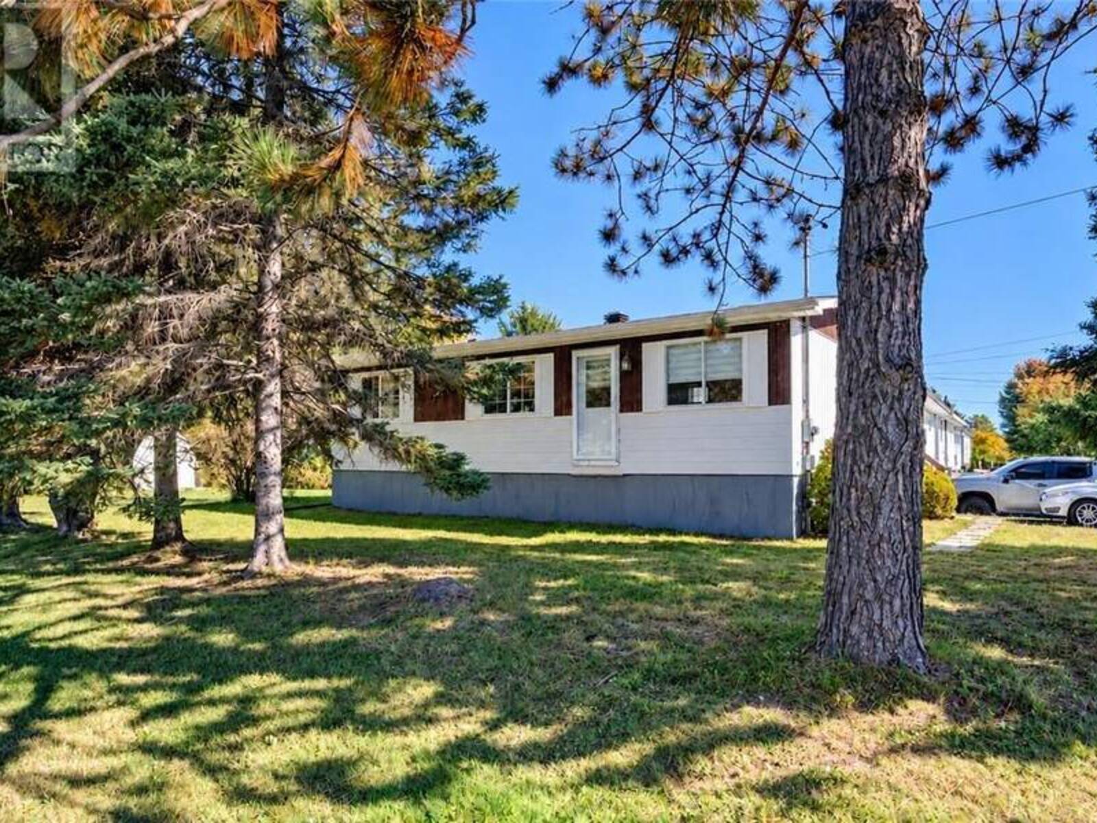214 Bridge Street, Chelmsford, Ontario P0M 1L0
