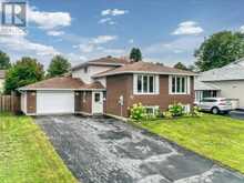 37 Plumtree Crescent | Greater Sudbury Ontario | Slide Image Three