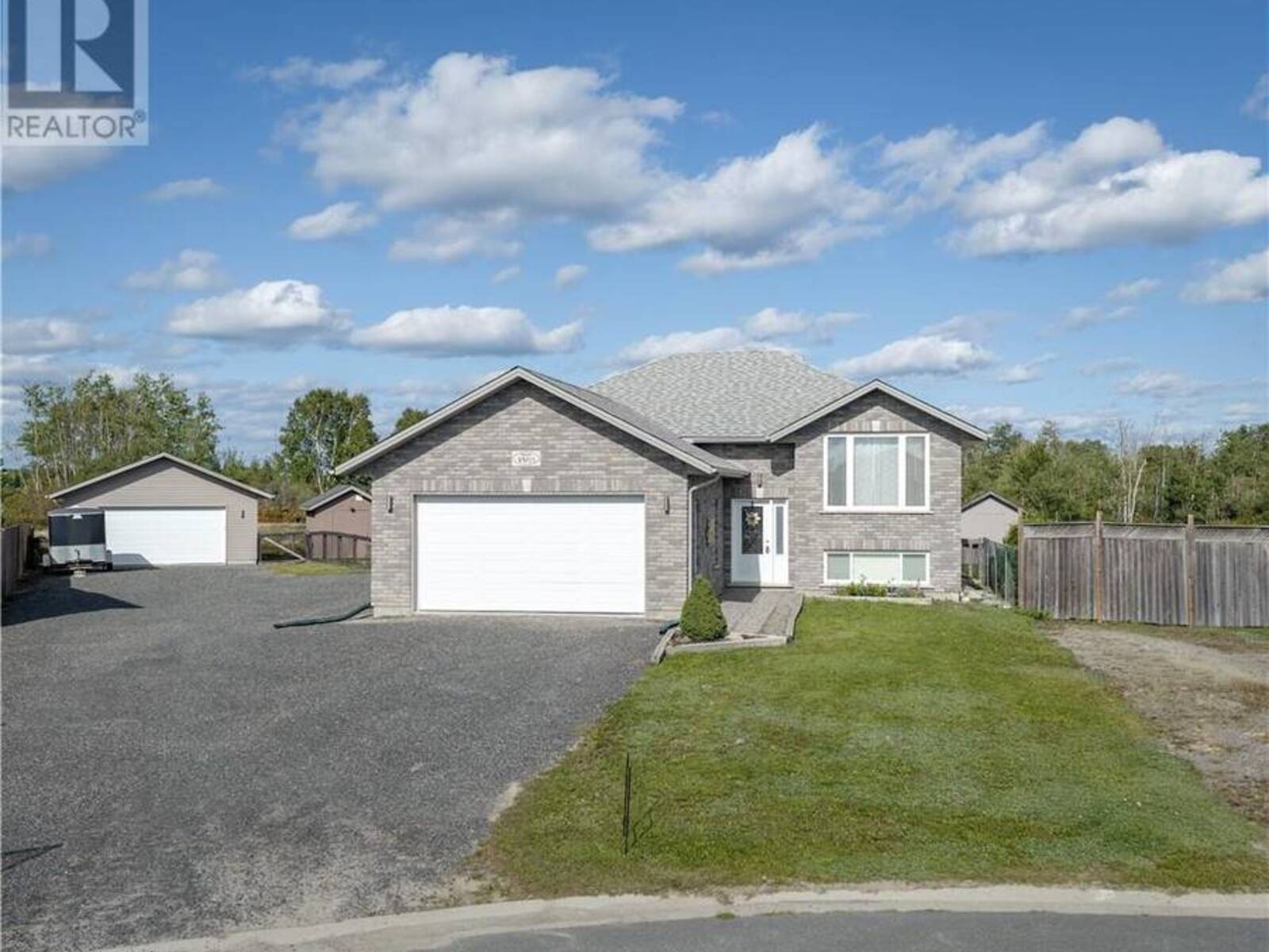 4803 Serenna Drive, Greater Sudbury, Ontario P3P 0B5