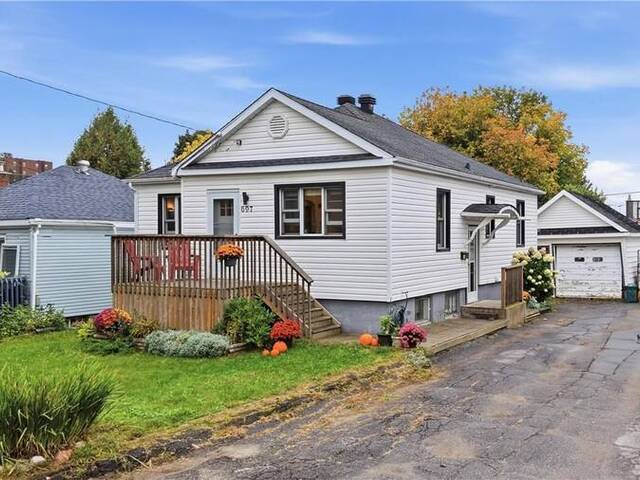 697 Prete Street Greater Sudbury Ontario, P3E 3X4 - 3 Bedrooms Home For Sale