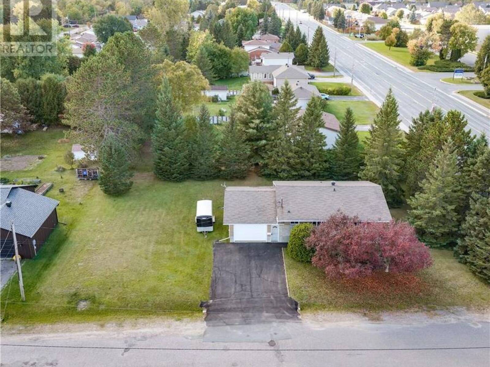 2979 Stanley Street, Val Caron, Ontario P3N 1B5