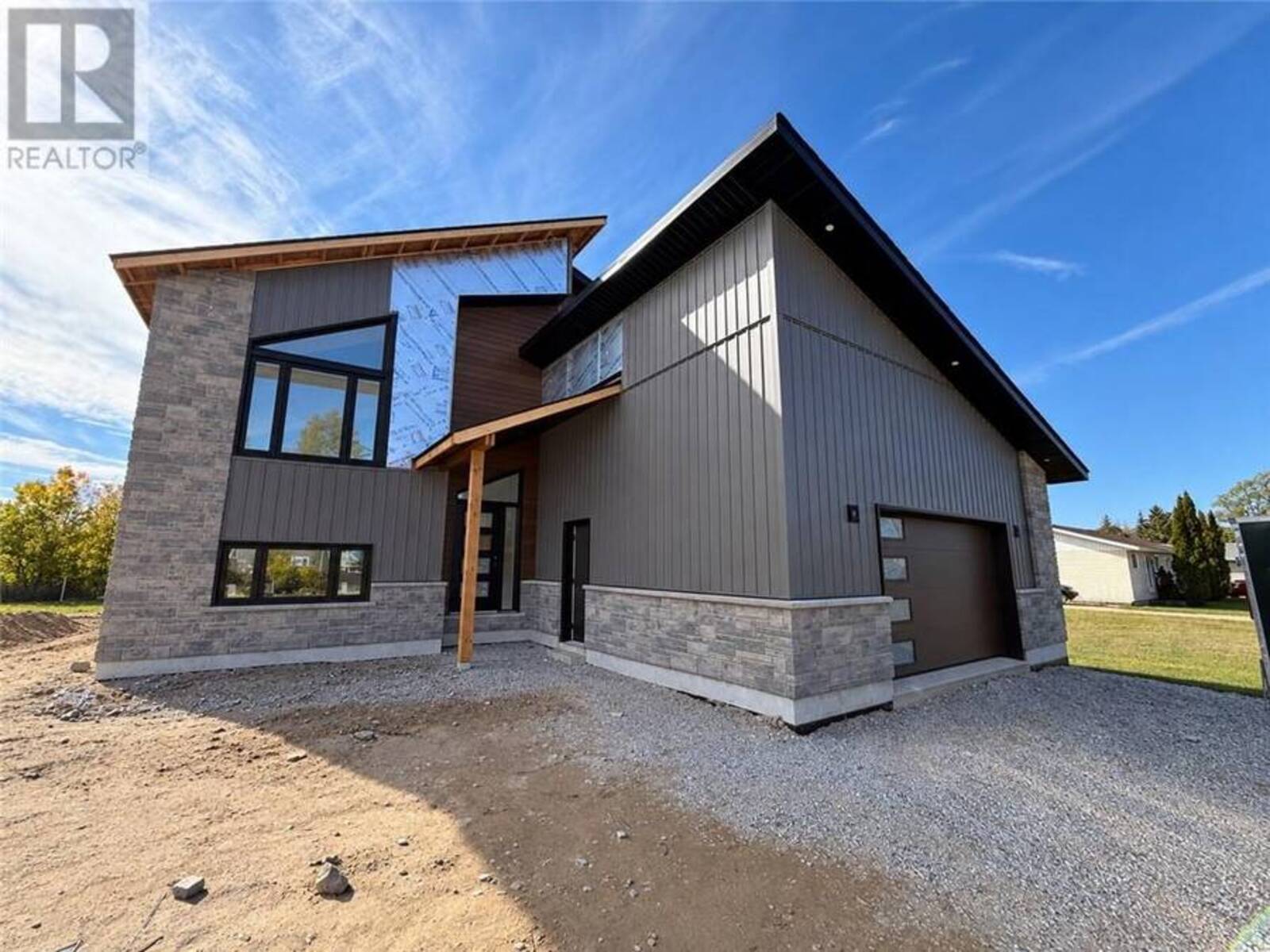 39 WILSON Street, Manitoulin Island, Ontario P0P 1K0