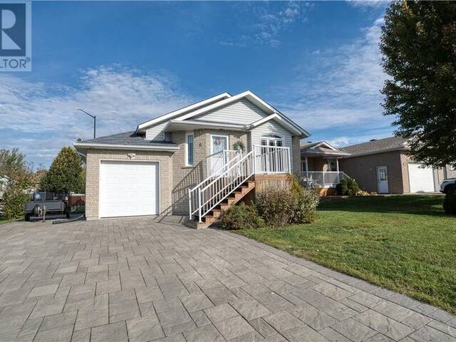 6 Ashgrove Greater Sudbury Ontario, P3L 1W4 - 3 Bedrooms Home For Sale