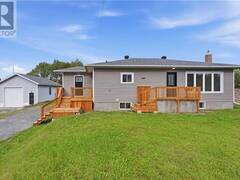 906 Goodview Road Greater Sudbury Ontario, P3G 1B5