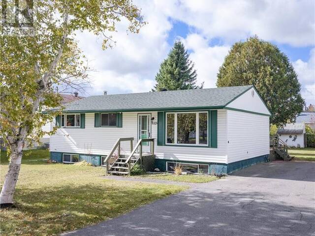 3329 Romeo Street Val Caron Ontario, P3N 1G8 - 4 Bedrooms Home For Sale