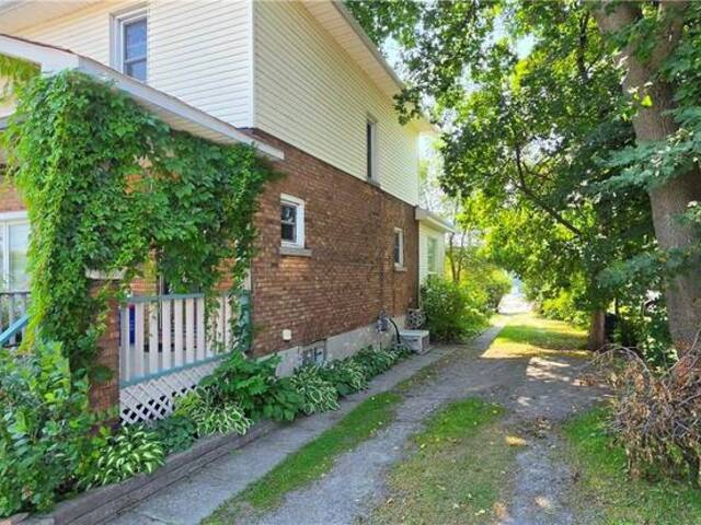 195 Pine Street Greater Sudbury Ontario, P3C 1X4 - Multi-family Home For Sale