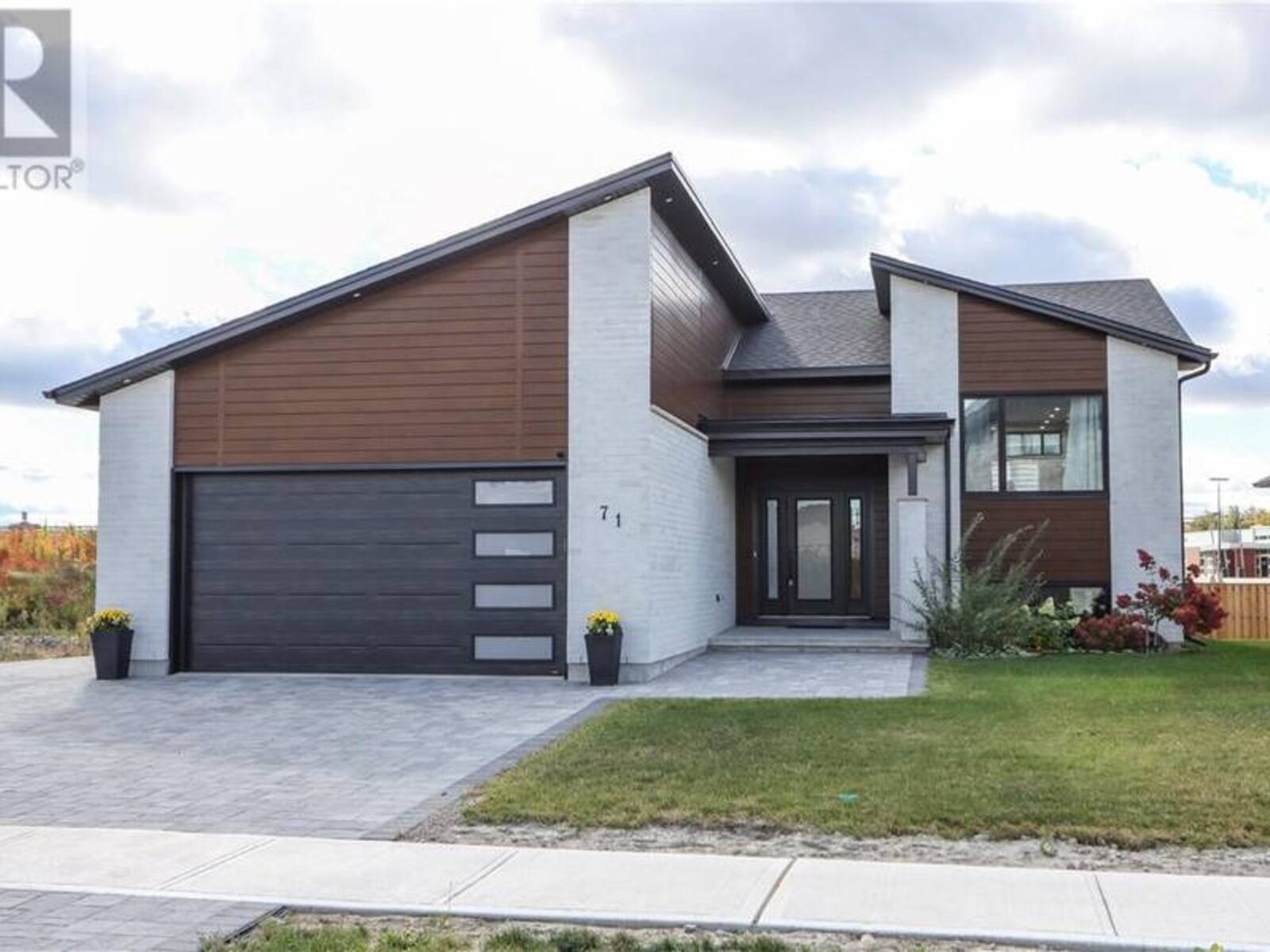71 Teravista, Greater Sudbury, Ontario P3E 5A4