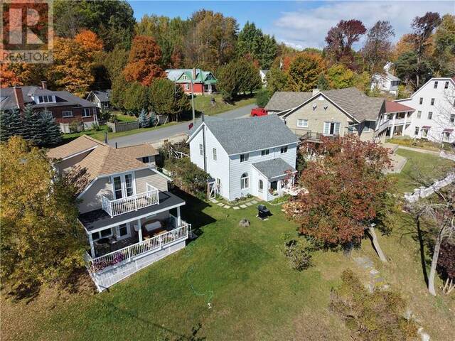 4 Thorburn Manitoulin Island Ontario, P0P 1H0 - 4 Bedrooms Waterfront Home For sale