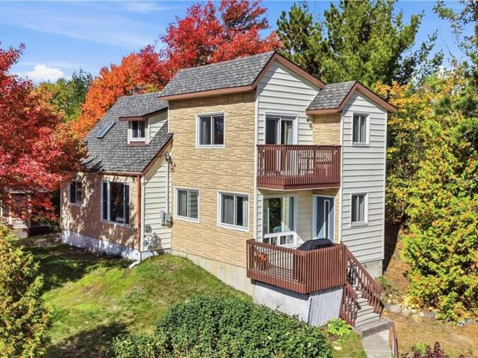 1290 NORTH SHORE Drive, Greater Sudbury, Ontario P3B 1E6