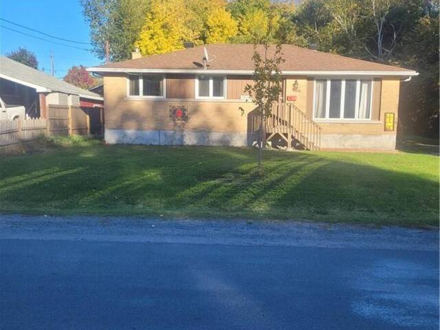 768 Danforth Avenue Greater Sudbury Ontario, P3A 3Y6 - 3 Bedrooms Home For Sale