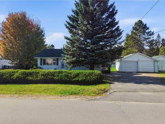 3179 Clifford Crescent Val Caron Ontario, P3N 1A4 - 3 Bedrooms Home For Sale