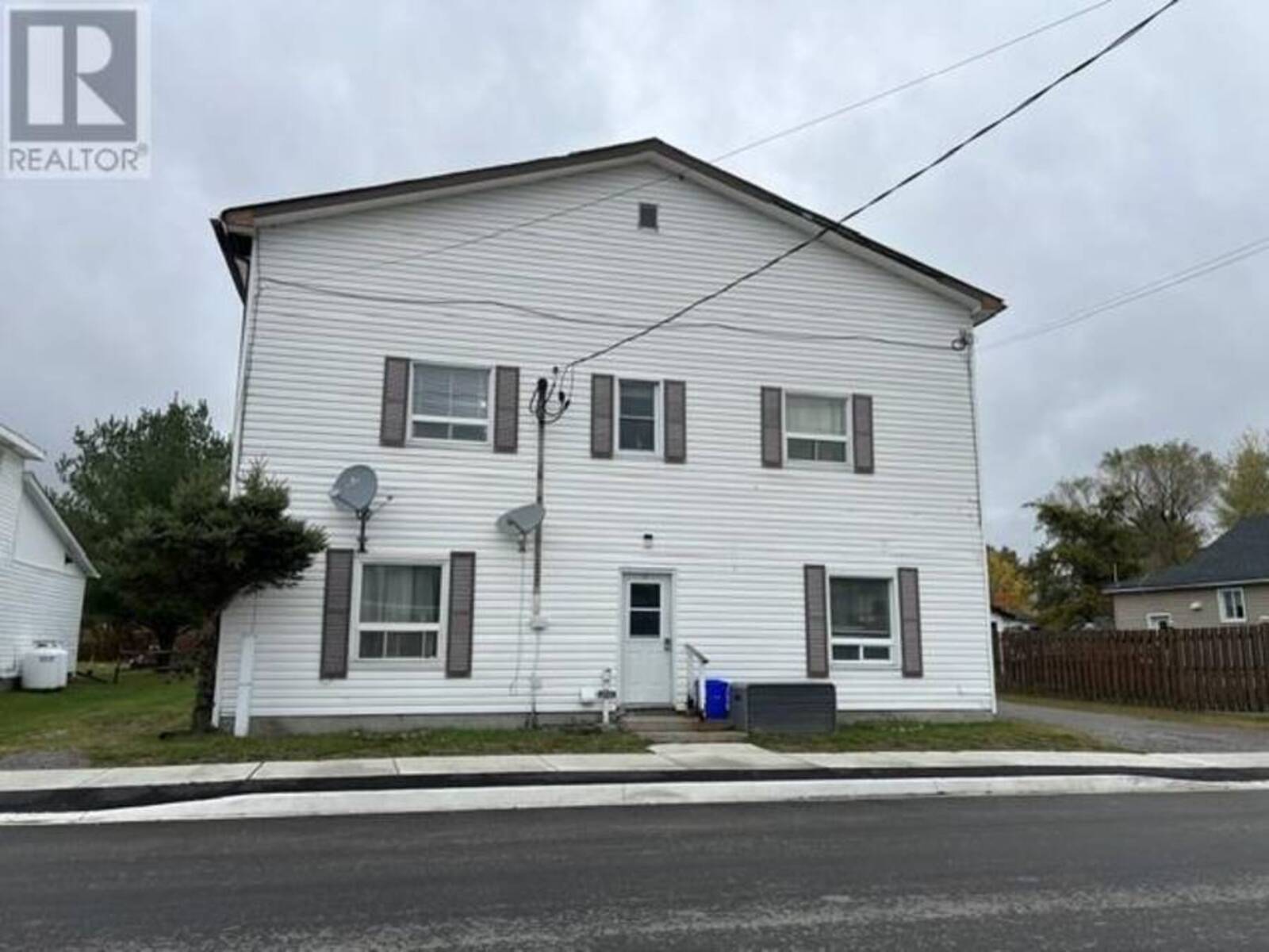 16 King Street E, St. Charles, Ontario P0M 2W0