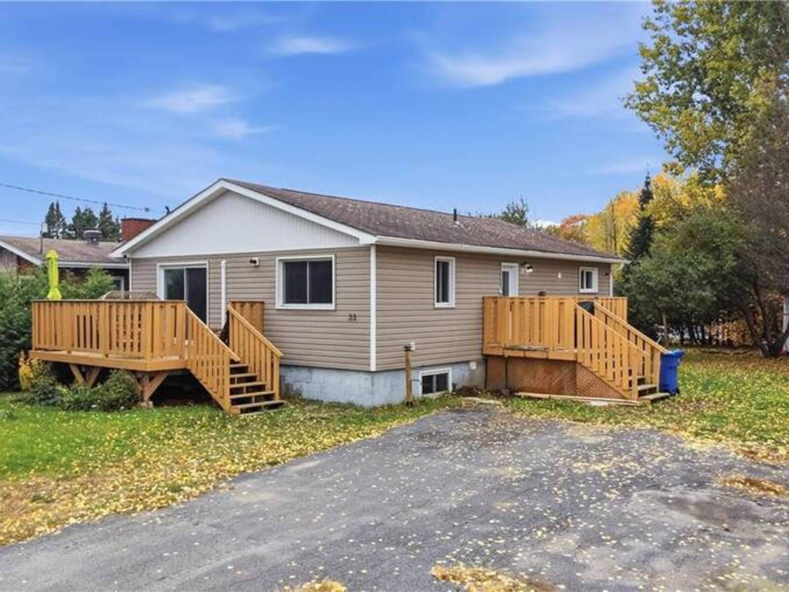 33 Pembroke, West Nipissing, Ontario P2B 3G7