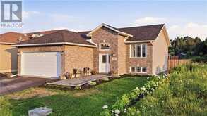 1663 Meadowlark Way | Val Caron Ontario | Slide Image Two