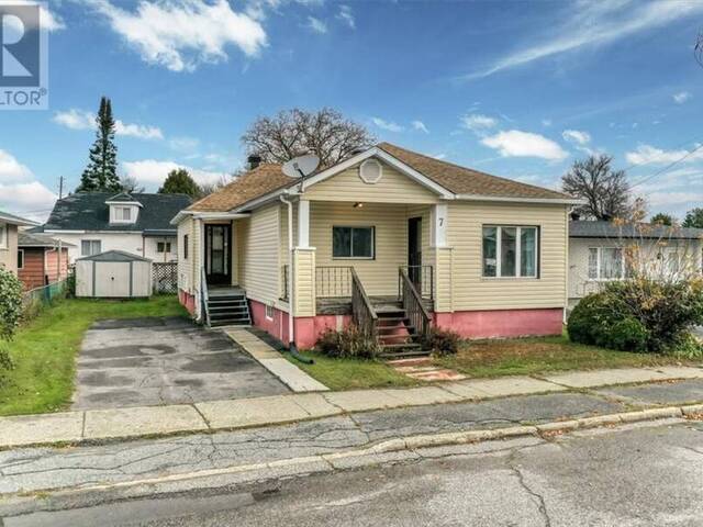 7 King Street Chelmsford Ontario, P0M 1L0 - 2 Bedrooms Home For Sale