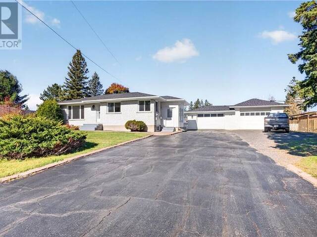 1634 Richard Val Caron Ontario, P3N 1H1 - 5 Bedrooms Home For Sale