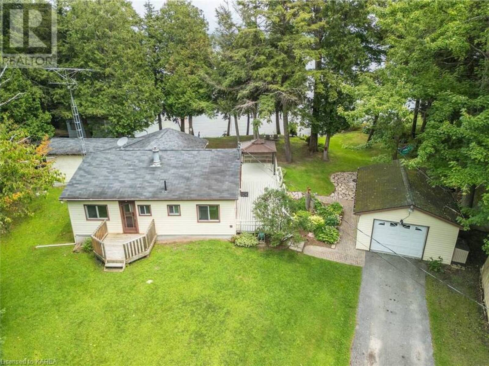 1269 LB 12 Road, Lyndhurst, Ontario K0E 1N0